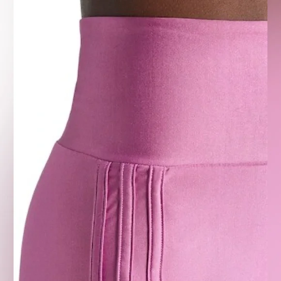 NWT Adidas Originals 3-Stripes Spandex Cycling Shorts- Semi Pulse Lilac - MED - Picture 7 of 13